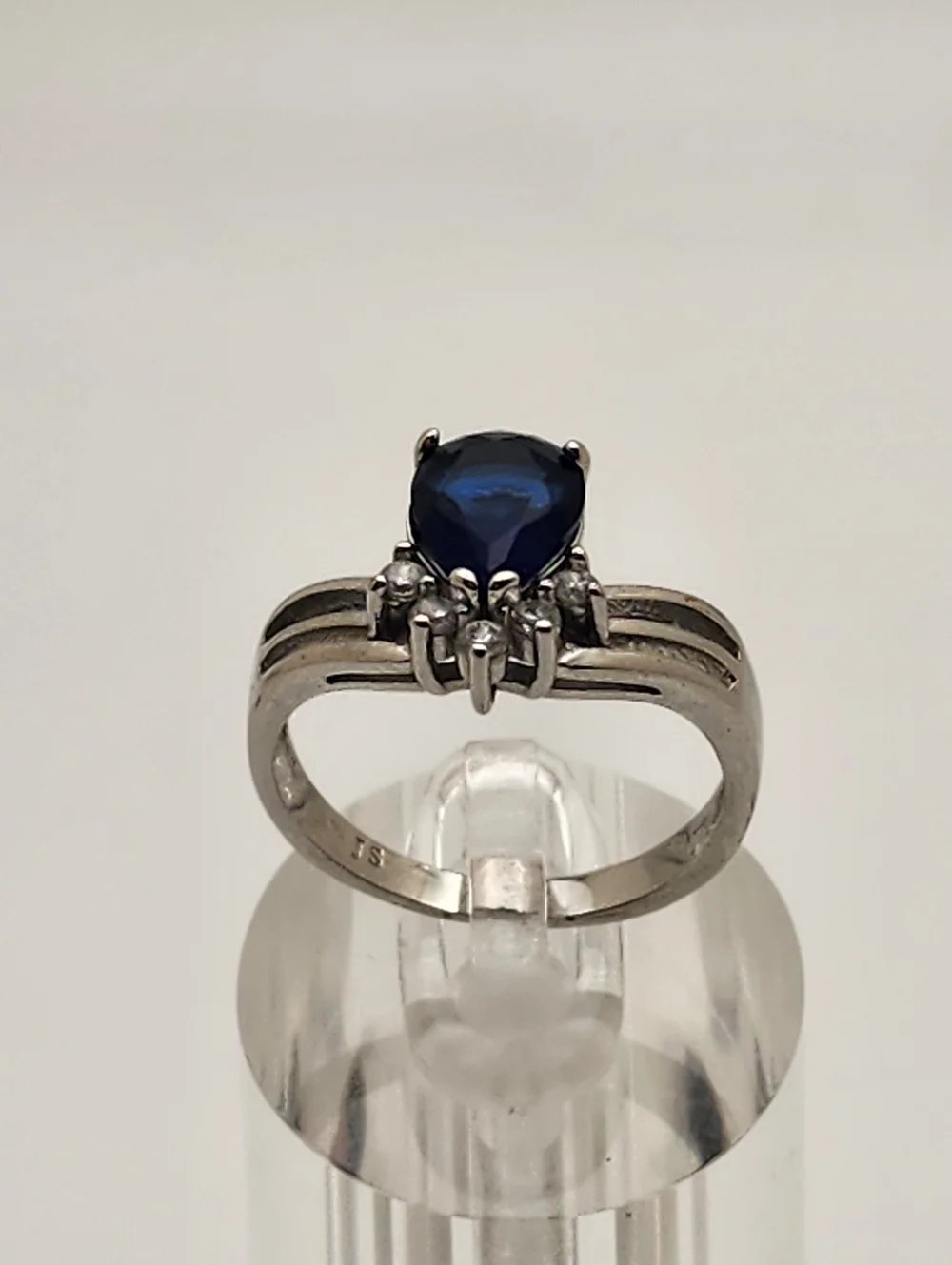 JS Silver Tone Blue & Clear Cubic Zircpnia Ring (8)